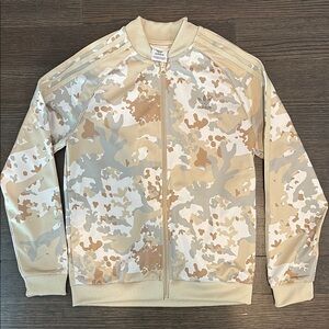 BNWOT - ADIDAS KIDS WORKOUT/DESIGNER JACKET -SIZE 11-12YEARS OLD